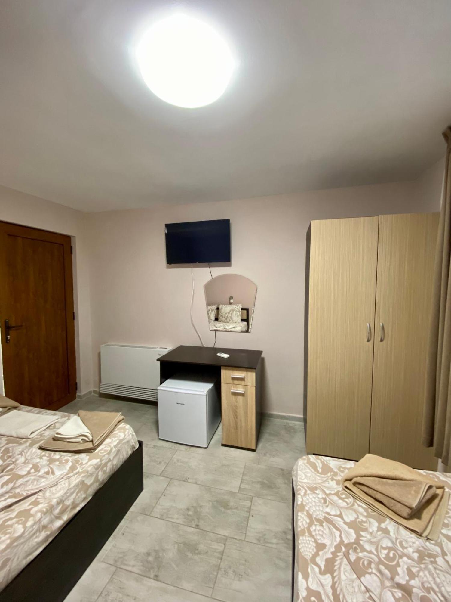 Guest Rooms Wild Duck Ezerec Kültér fotó