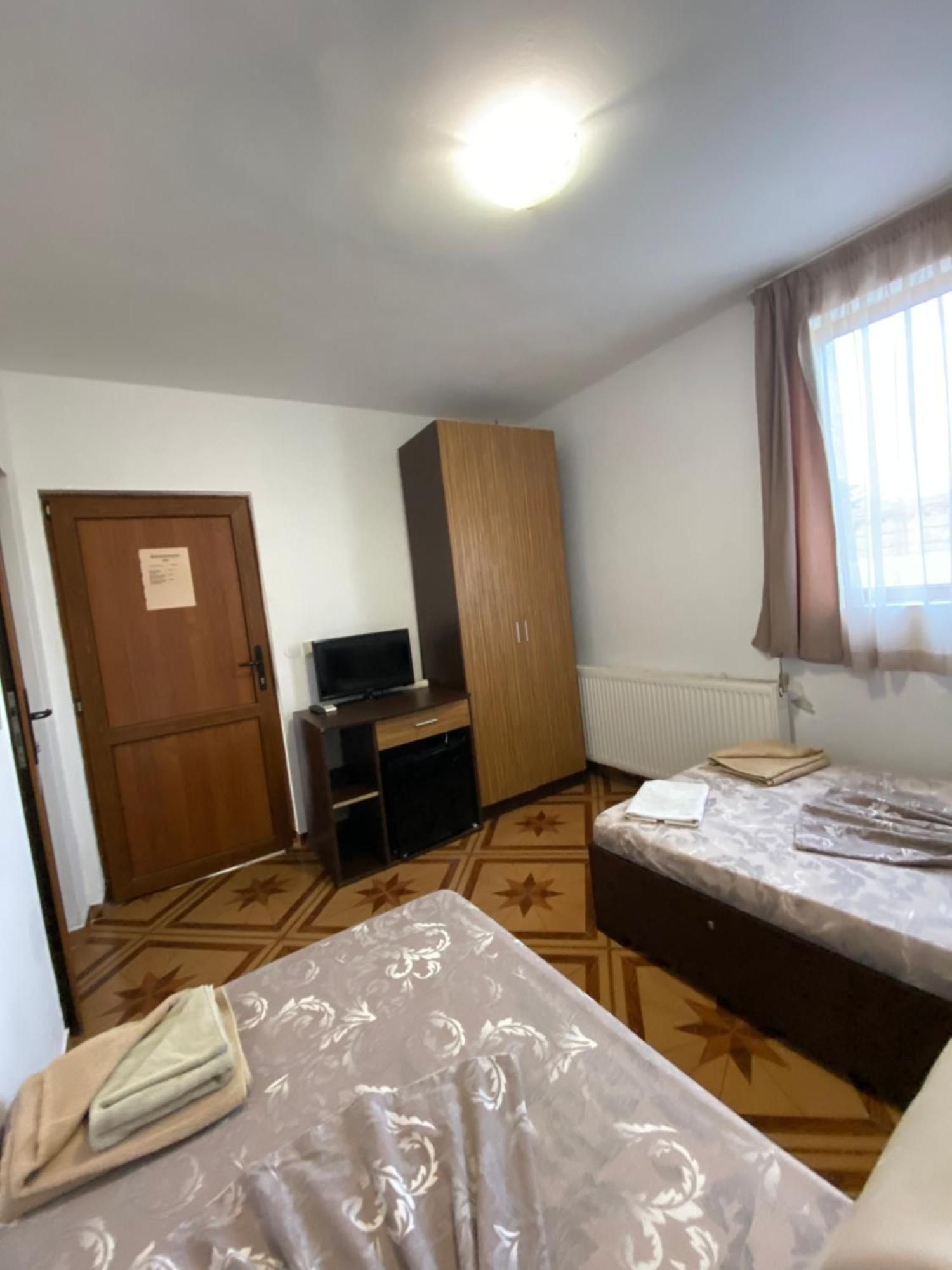Guest Rooms Wild Duck Ezerec Kültér fotó